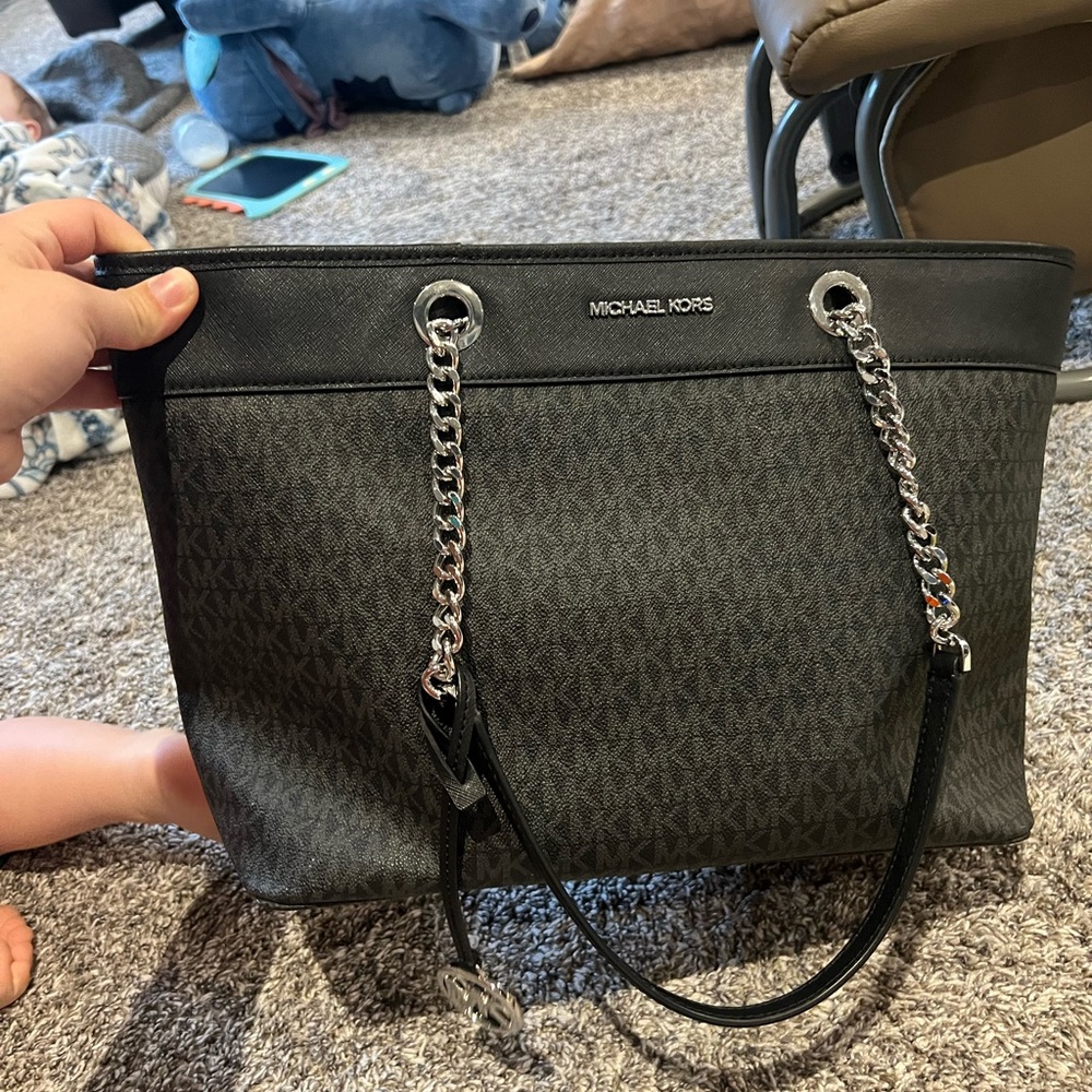 MK purse